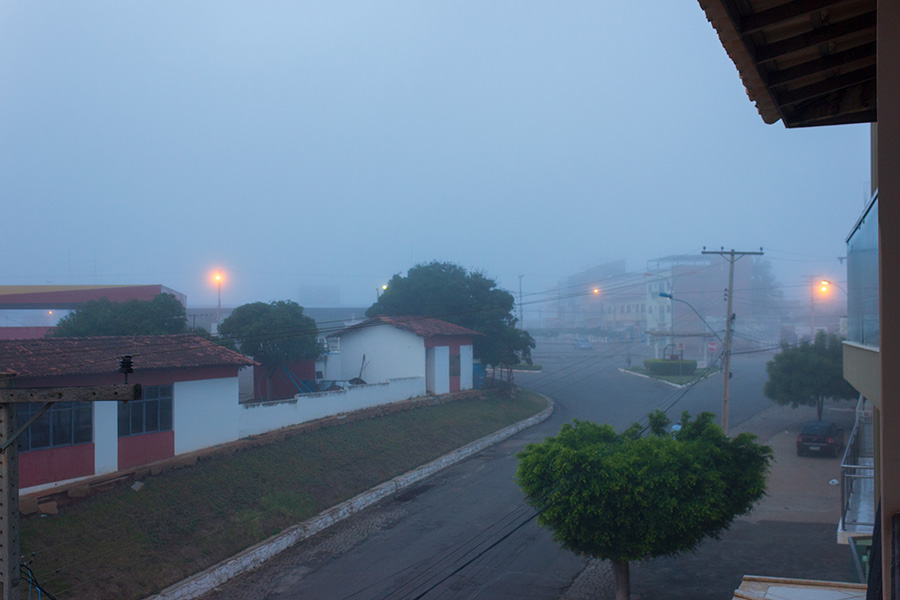 Neblina na Avenida Botuporã