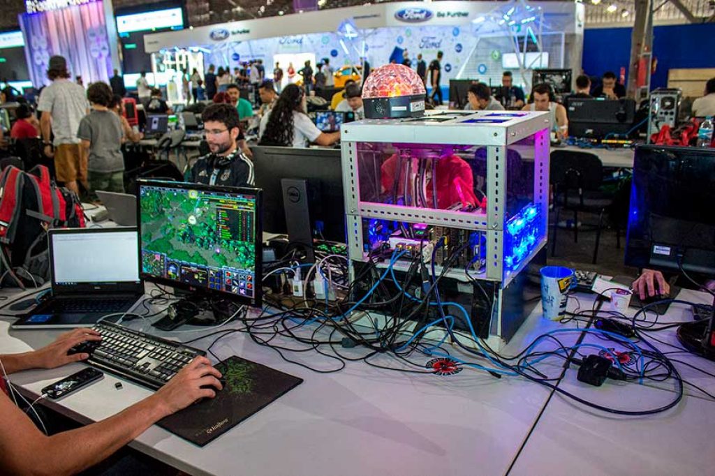 Pc Gamer Casemod - Campus Party